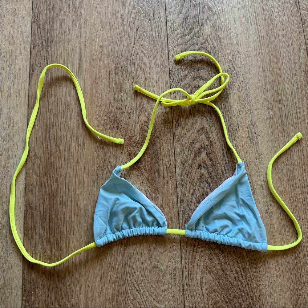 TWO TONE Bikini top